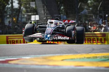 2024-05-18 - 20 MAGNUSSEN Kevin (den), Haas F1 Team VF-24 Ferrari, action during the Formula 1 MSC Cruises Gran Premio del Made in Italy e Dell’Emilia-Romagne 2024, 7th round of the 2024 Formula One World Championship from May 17 to 19, 2024 on the Autodromo Enzo e Dino Ferrari, in Imola, Italy - F1 - EMILIA-ROMAGNA GRAND PRIX 2024 - FORMULA 1 - MOTORS