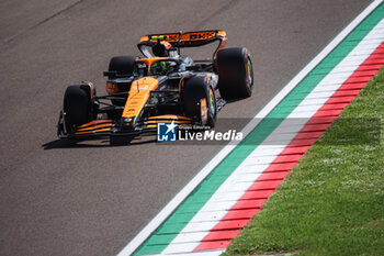 2024-05-18 - 04 NORRIS Lando (gbr), McLaren F1 Team MCL38, action during the Formula 1 MSC Cruises Gran Premio del Made in Italy e Dell’Emilia-Romagne 2024, 7th round of the 2024 Formula One World Championship from May 17 to 19, 2024 on the Autodromo Enzo e Dino Ferrari, in Imola, Italy - F1 - EMILIA-ROMAGNA GRAND PRIX 2024 - FORMULA 1 - MOTORS