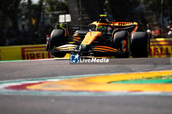 2024-05-18 - 04 NORRIS Lando (gbr), McLaren F1 Team MCL38, action during the Formula 1 MSC Cruises Gran Premio del Made in Italy e Dell’Emilia-Romagne 2024, 7th round of the 2024 Formula One World Championship from May 17 to 19, 2024 on the Autodromo Enzo e Dino Ferrari, in Imola, Italy - F1 - EMILIA-ROMAGNA GRAND PRIX 2024 - FORMULA 1 - MOTORS