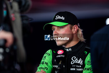 2024-05-18 - BOTTAS Valtteri (fin), Stake F1 Team Kick Sauber C44, portrait during the Formula 1 MSC Cruises Gran Premio del Made in Italy e Dell’Emilia-Romagne 2024, 7th round of the 2024 Formula One World Championship from May 17 to 19, 2024 on the Autodromo Enzo e Dino Ferrari, in Imola, Italy - F1 - EMILIA-ROMAGNA GRAND PRIX 2024 - FORMULA 1 - MOTORS