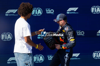 2024-05-18 - VERSTAPPEN Max (ned), Red Bull Racing RB20, portrait pole position during the Formula 1 MSC Cruises Gran Premio del Made in Italy e Dell’Emilia-Romagne 2024, 7th round of the 2024 Formula One World Championship from May 17 to 19, 2024 on the Autodromo Enzo e Dino Ferrari, in Imola, Italy - F1 - EMILIA-ROMAGNA GRAND PRIX 2024 - FORMULA 1 - MOTORS