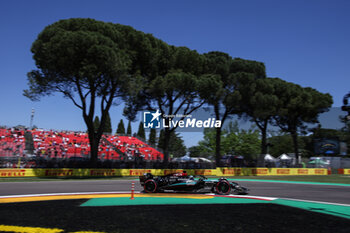 2024-05-18 - 63 RUSSELL George (gbr), Mercedes AMG F1 Team W15, action during the Formula 1 MSC Cruises Gran Premio del Made in Italy e Dell’Emilia-Romagne 2024, 7th round of the 2024 Formula One World Championship from May 17 to 19, 2024 on the Autodromo Enzo e Dino Ferrari, in Imola, Italy - F1 - EMILIA-ROMAGNA GRAND PRIX 2024 - FORMULA 1 - MOTORS