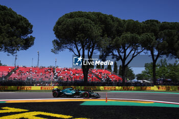 2024-05-18 - 18 STROLL Lance (can), Aston Martin F1 Team AMR24, action during the Formula 1 MSC Cruises Gran Premio del Made in Italy e Dell’Emilia-Romagne 2024, 7th round of the 2024 Formula One World Championship from May 17 to 19, 2024 on the Autodromo Enzo e Dino Ferrari, in Imola, Italy - F1 - EMILIA-ROMAGNA GRAND PRIX 2024 - FORMULA 1 - MOTORS