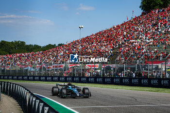 2024-05-18 - 63 RUSSELL George (gbr), Mercedes AMG F1 Team W15, action during the Formula 1 MSC Cruises Gran Premio del Made in Italy e Dell’Emilia-Romagne 2024, 7th round of the 2024 Formula One World Championship from May 17 to 19, 2024 on the Autodromo Enzo e Dino Ferrari, in Imola, Italy - F1 - EMILIA-ROMAGNA GRAND PRIX 2024 - FORMULA 1 - MOTORS