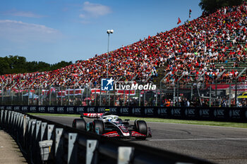 2024-05-18 - 27 HULKENBERG Nico (ger), Haas F1 Team VF-24 Ferrari, action during the Formula 1 MSC Cruises Gran Premio del Made in Italy e Dell’Emilia-Romagne 2024, 7th round of the 2024 Formula One World Championship from May 17 to 19, 2024 on the Autodromo Enzo e Dino Ferrari, in Imola, Italy - F1 - EMILIA-ROMAGNA GRAND PRIX 2024 - FORMULA 1 - MOTORS