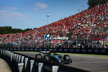 2024-05-18 - 44 HAMILTON Lewis (gbr), Mercedes AMG F1 Team W15, action during the Formula 1 MSC Cruises Gran Premio del Made in Italy e Dell’Emilia-Romagne 2024, 7th round of the 2024 Formula One World Championship from May 17 to 19, 2024 on the Autodromo Enzo e Dino Ferrari, in Imola, Italy - F1 - EMILIA-ROMAGNA GRAND PRIX 2024 - FORMULA 1 - MOTORS