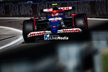 2024-05-18 - 22 TSUNODA Yuki (jap), Visa Cash App RB F1 Team VCARB 01, action during the Formula 1 MSC Cruises Gran Premio del Made in Italy e Dell’Emilia-Romagne 2024, 7th round of the 2024 Formula One World Championship from May 17 to 19, 2024 on the Autodromo Enzo e Dino Ferrari, in Imola, Italy - F1 - EMILIA-ROMAGNA GRAND PRIX 2024 - FORMULA 1 - MOTORS