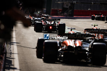 2024-05-18 - 01 VERSTAPPEN Max (nld), Red Bull Racing RB20, 44 HAMILTON Lewis (gbr), Mercedes AMG F1 Team W15, 63 RUSSELL George (gbr), Mercedes AMG F1 Team W15, 81 PIASTRI Oscar (aus), McLaren F1 Team MCL38, action, during the Formula 1 MSC Cruises Gran Premio del Made in Italy e Dell’Emilia-Romagne 2024, 7th round of the 2024 Formula One World Championship from May 17 to 19, 2024 on the Autodromo Enzo e Dino Ferrari, in Imola, Italy - F1 - EMILIA-ROMAGNA GRAND PRIX 2024 - FORMULA 1 - MOTORS