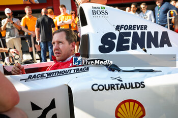 2024-05-18 - VETTEL Sebastian, driving the Mclaren MP4/8 in tribute to Ayrton Senna, during the Formula 1 MSC Cruises Gran Premio del Made in Italy e Dell’Emilia-Romagne 2024, 7th round of the 2024 Formula One World Championship from May 17 to 19, 2024 on the Autodromo Enzo e Dino Ferrari, in Imola, Italy - F1 - EMILIA-ROMAGNA GRAND PRIX 2024 - FORMULA 1 - MOTORS