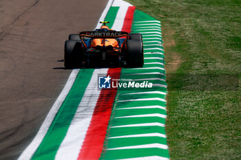 2024-05-18 - 04 NORRIS Lando (gbr), McLaren F1 Team MCL38, action during the Formula 1 MSC Cruises Gran Premio del Made in Italy e Dell’Emilia-Romagne 2024, 7th round of the 2024 Formula One World Championship from May 17 to 19, 2024 on the Autodromo Enzo e Dino Ferrari, in Imola, Italy - F1 - EMILIA-ROMAGNA GRAND PRIX 2024 - FORMULA 1 - MOTORS