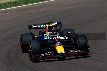 2024-05-18 - 01 VERSTAPPEN Max (nld), Red Bull Racing RB20, action during the Formula 1 MSC Cruises Gran Premio del Made in Italy e Dell’Emilia-Romagne 2024, 7th round of the 2024 Formula One World Championship from May 17 to 19, 2024 on the Autodromo Enzo e Dino Ferrari, in Imola, Italy - F1 - EMILIA-ROMAGNA GRAND PRIX 2024 - FORMULA 1 - MOTORS