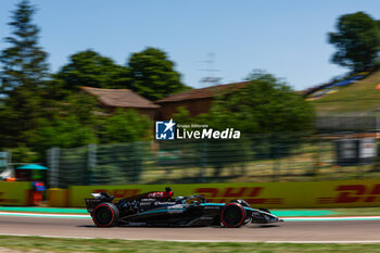 2024-05-18 - 63 RUSSELL George (gbr), Mercedes AMG F1 Team W15, action during the Formula 1 MSC Cruises Gran Premio del Made in Italy e Dell’Emilia-Romagne 2024, 7th round of the 2024 Formula One World Championship from May 17 to 19, 2024 on the Autodromo Enzo e Dino Ferrari, in Imola, Italy - F1 - EMILIA-ROMAGNA GRAND PRIX 2024 - FORMULA 1 - MOTORS