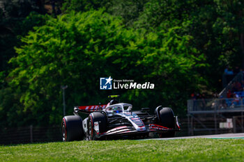 2024-05-18 - 27 HULKENBERG Nico (ger), Haas F1 Team VF-24 Ferrari, action during the Formula 1 MSC Cruises Gran Premio del Made in Italy e Dell’Emilia-Romagne 2024, 7th round of the 2024 Formula One World Championship from May 17 to 19, 2024 on the Autodromo Enzo e Dino Ferrari, in Imola, Italy - F1 - EMILIA-ROMAGNA GRAND PRIX 2024 - FORMULA 1 - MOTORS