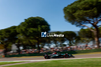 2024-05-18 - 44 HAMILTON Lewis (gbr), Mercedes AMG F1 Team W15, action during the Formula 1 MSC Cruises Gran Premio del Made in Italy e Dell’Emilia-Romagne 2024, 7th round of the 2024 Formula One World Championship from May 17 to 19, 2024 on the Autodromo Enzo e Dino Ferrari, in Imola, Italy - F1 - EMILIA-ROMAGNA GRAND PRIX 2024 - FORMULA 1 - MOTORS