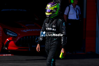 2024-05-18 - HAMILTON Lewis (gbr), Mercedes AMG F1 Team W15, portrait during the Formula 1 MSC Cruises Gran Premio del Made in Italy e Dell’Emilia-Romagne 2024, 7th round of the 2024 Formula One World Championship from May 17 to 19, 2024 on the Autodromo Enzo e Dino Ferrari, in Imola, Italy - F1 - EMILIA-ROMAGNA GRAND PRIX 2024 - FORMULA 1 - MOTORS