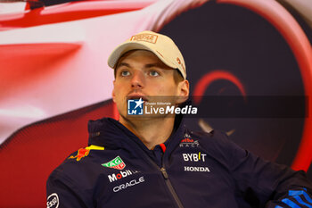 2024-05-23 - Max Verstappen (NED) - Oracle Red Bull Racing - Red Bull RB20 - Honda RBPT - FORMULA 1 GRAND PRIX DE MONACO - PADDOCK - FORMULA 1 - MOTORS