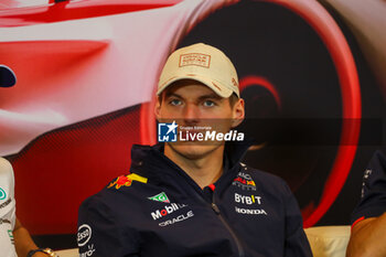 2024-05-23 - Max Verstappen (NED) - Oracle Red Bull Racing - Red Bull RB20 - Honda RBPT - FORMULA 1 GRAND PRIX DE MONACO - PADDOCK - FORMULA 1 - MOTORS