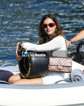 2024-05-25 - Girl with a Pirelli tyres, pneus, tyre, pneu, during the Formula 1 Grand Prix de Monaco 2024, 8th round of the 2024 Formula One World Championship from May 23 to 26, 2024 on the Circuit de Monaco, in Monaco - F1 - MONACO GRAND PRIX 2024 - FORMULA 1 - MOTORS