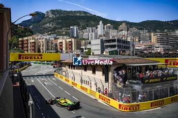 2024-05-25 - 81 PIASTRI Oscar (aus), McLaren F1 Team MCL38, action during the Formula 1 Grand Prix de Monaco 2024, 8th round of the 2024 Formula One World Championship from May 23 to 26, 2024 on the Circuit de Monaco, in Monaco - F1 - MONACO GRAND PRIX 2024 - FORMULA 1 - MOTORS