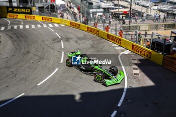 2024-05-25 - 77 BOTTAS Valtteri (fin), Stake F1 Team Kick Sauber C44, action, crash, accident, during the Formula 1 Grand Prix de Monaco 2024, 8th round of the 2024 Formula One World Championship from May 23 to 26, 2024 on the Circuit de Monaco, in Monaco - F1 - MONACO GRAND PRIX 2024 - FORMULA 1 - MOTORS