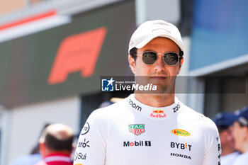 2024-05-25 - PEREZ Sergio (mex), Red Bull Racing RB20, portrait during the Formula 1 Grand Prix de Monaco 2024, 8th round of the 2024 Formula One World Championship from May 23 to 26, 2024 on the Circuit de Monaco, in Monaco - F1 - MONACO GRAND PRIX 2024 - FORMULA 1 - MOTORS