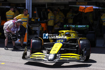 2024-05-25 - 81 PIASTRI Oscar (aus), McLaren F1 Team MCL38, action during the Formula 1 Grand Prix de Monaco 2024, 8th round of the 2024 Formula One World Championship from May 23 to 26, 2024 on the Circuit de Monaco, in Monaco - F1 - MONACO GRAND PRIX 2024 - FORMULA 1 - MOTORS