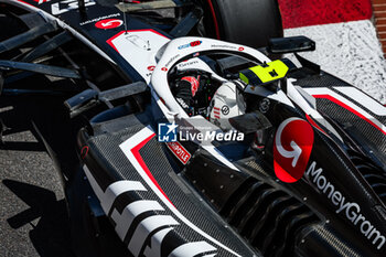 2024-05-25 - 27 HULKENBERG Nico (ger), Haas F1 Team VF-24 Ferrari, action during the Formula 1 Grand Prix de Monaco 2024, 8th round of the 2024 Formula One World Championship from May 23 to 26, 2024 on the Circuit de Monaco, in Monaco - F1 - MONACO GRAND PRIX 2024 - FORMULA 1 - MOTORS