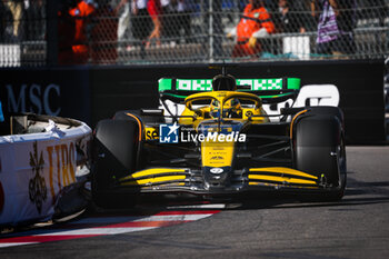 2024-05-25 - 81 PIASTRI Oscar (aus), McLaren F1 Team MCL38, action during the Formula 1 Grand Prix de Monaco 2024, 8th round of the 2024 Formula One World Championship from May 23 to 26, 2024 on the Circuit de Monaco, in Monaco - F1 - MONACO GRAND PRIX 2024 - FORMULA 1 - MOTORS