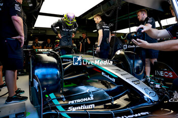 2024-05-25 - HAMILTON Lewis (gbr), Mercedes AMG F1 Team W15, portrait, box during the Formula 1 Grand Prix de Monaco 2024, 8th round of the 2024 Formula One World Championship from May 23 to 26, 2024 on the Circuit de Monaco, in Monaco - F1 - MONACO GRAND PRIX 2024 - FORMULA 1 - MOTORS