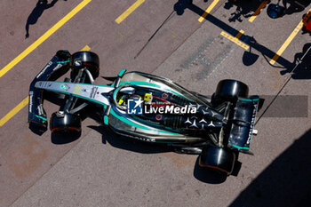 2024-05-25 - HAMILTON Lewis (gbr), Mercedes AMG F1 Team W15,, pitlane, during the Formula 1 Grand Prix de Monaco 2024, 8th round of the 2024 Formula One World Championship from May 23 to 26, 2024 on the Circuit de Monaco, in Monaco - F1 - MONACO GRAND PRIX 2024 - FORMULA 1 - MOTORS