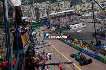 2024-05-25 - HAMILTON Lewis (gbr), Mercedes AMG F1 Team W15,, pitlane, during the Formula 1 Grand Prix de Monaco 2024, 8th round of the 2024 Formula One World Championship from May 23 to 26, 2024 on the Circuit de Monaco, in Monaco - F1 - MONACO GRAND PRIX 2024 - FORMULA 1 - MOTORS