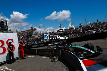 2024-05-25 - 44 HAMILTON Lewis (gbr), Mercedes AMG F1 Team W15, action during the Formula 1 Grand Prix de Monaco 2024, 8th round of the 2024 Formula One World Championship from May 23 to 26, 2024 on the Circuit de Monaco, in Monaco - F1 - MONACO GRAND PRIX 2024 - FORMULA 1 - MOTORS