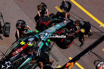 2024-05-25 - HAMILTON Lewis (gbr), Mercedes AMG F1 Team W15, pitlane, during the Formula 1 Grand Prix de Monaco 2024, 8th round of the 2024 Formula One World Championship from May 23 to 26, 2024 on the Circuit de Monaco, in Monaco - F1 - MONACO GRAND PRIX 2024 - FORMULA 1 - MOTORS