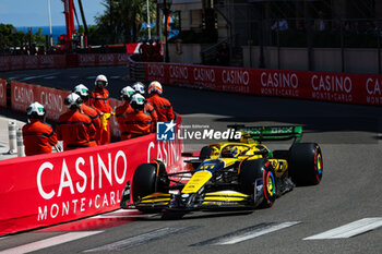 2024-05-25 - 81 PIASTRI Oscar (aus), McLaren F1 Team MCL38, action during the Formula 1 Grand Prix de Monaco 2024, 8th round of the 2024 Formula One World Championship from May 23 to 26, 2024 on the Circuit de Monaco, in Monaco - F1 - MONACO GRAND PRIX 2024 - FORMULA 1 - MOTORS