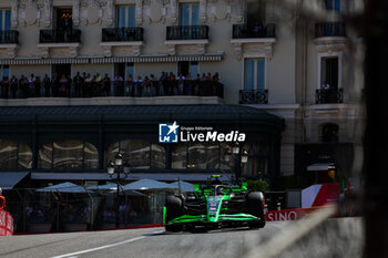 2024-05-25 - 24 ZHOU Guanyu (chi), Stake F1 Team Kick Sauber C44, action during the Formula 1 Grand Prix de Monaco 2024, 8th round of the 2024 Formula One World Championship from May 23 to 26, 2024 on the Circuit de Monaco, in Monaco - F1 - MONACO GRAND PRIX 2024 - FORMULA 1 - MOTORS