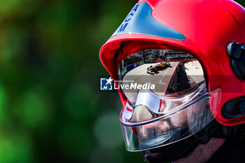 2024-05-25 - 81 PIASTRI Oscar (aus), McLaren F1 Team MCL38, action during the Formula 1 Grand Prix de Monaco 2024, 8th round of the 2024 Formula One World Championship from May 23 to 26, 2024 on the Circuit de Monaco, in Monaco - F1 - MONACO GRAND PRIX 2024 - FORMULA 1 - MOTORS