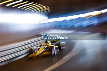 2024-05-25 - 81 PIASTRI Oscar (aus), McLaren F1 Team MCL38, action during the Formula 1 Grand Prix de Monaco 2024, 8th round of the 2024 Formula One World Championship from May 23 to 26, 2024 on the Circuit de Monaco, in Monaco - F1 - MONACO GRAND PRIX 2024 - FORMULA 1 - MOTORS