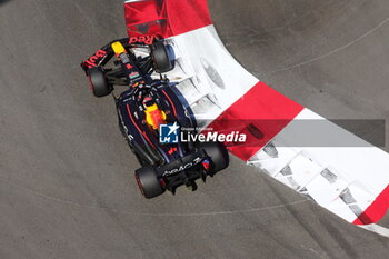 2024-05-25 - 01 VERSTAPPEN Max (nld), Red Bull Racing RB20, action during the Formula 1 Grand Prix de Monaco 2024, 8th round of the 2024 Formula One World Championship from May 23 to 26, 2024 on the Circuit de Monaco, in Monaco - F1 - MONACO GRAND PRIX 2024 - FORMULA 1 - MOTORS