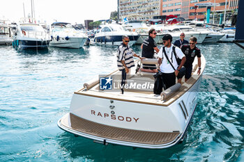 2024-05-26 - HAMILTON Lewis (gbr), Mercedes AMG F1 Team W15, arriving by boat during the Formula 1 Grand Prix de Monaco 2024, 8th round of the 2024 Formula One World Championship from May 23 to 26, 2024 on the Circuit de Monaco, in Monaco - F1 - MONACO GRAND PRIX 2024 - FORMULA 1 - MOTORS