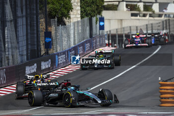 2024-05-26 - 63 RUSSELL George (gbr), Mercedes AMG F1 Team W15 and 01 VERSTAPPEN Max (nld), Red Bull Racing RB20, action during the Formula 1 Grand Prix de Monaco 2024, 8th round of the 2024 Formula One World Championship from May 23 to 26, 2024 on the Circuit de Monaco, in Monaco - F1 - MONACO GRAND PRIX 2024 - FORMULA 1 - MOTORS