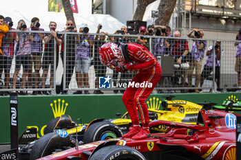 2024-05-26 - LECLERC Charles (mco), Scuderia Ferrari SF-24, portrait, celebrate his win during the Formula 1 Grand Prix de Monaco 2024, 8th round of the 2024 Formula One World Championship from May 23 to 26, 2024 on the Circuit de Monaco, in Monaco - F1 - MONACO GRAND PRIX 2024 - FORMULA 1 - MOTORS