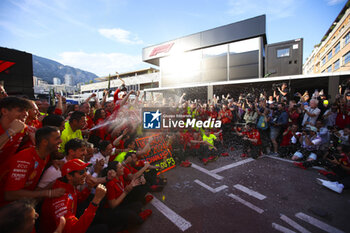 2024-05-26 - Scuderia Ferrari, team celebration, LECLERC Charles (mco), Scuderia Ferrari SF-24, portrait, victory during the Formula 1 Grand Prix de Monaco 2024, 8th round of the 2024 Formula One World Championship from May 23 to 26, 2024 on the Circuit de Monaco, in Monaco - F1 - MONACO GRAND PRIX 2024 - FORMULA 1 - MOTORS