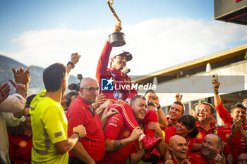 2024-05-26 - Scuderia Ferrari, team celebration, LECLERC Charles (mco), Scuderia Ferrari SF-24, portrait, victory during the Formula 1 Grand Prix de Monaco 2024, 8th round of the 2024 Formula One World Championship from May 23 to 26, 2024 on the Circuit de Monaco, in Monaco - F1 - MONACO GRAND PRIX 2024 - FORMULA 1 - MOTORS