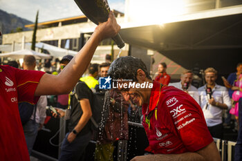 2024-05-26 - Scuderia Ferrari, team celebration, portrait, victory during the Formula 1 Grand Prix de Monaco 2024, 8th round of the 2024 Formula One World Championship from May 23 to 26, 2024 on the Circuit de Monaco, in Monaco - F1 - MONACO GRAND PRIX 2024 - FORMULA 1 - MOTORS