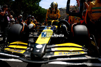 2024-05-26 - NORRIS Lando (gbr), McLaren F1 Team MCL38, portrait, starting grid during the Formula 1 Grand Prix de Monaco 2024, 8th round of the 2024 Formula One World Championship from May 23 to 26, 2024 on the Circuit de Monaco, in Monaco - F1 - MONACO GRAND PRIX 2024 - FORMULA 1 - MOTORS