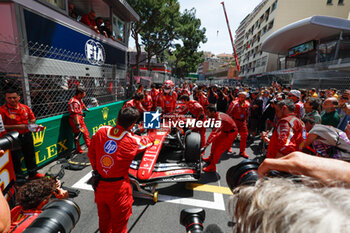 2024-05-26 - 16 LECLERC Charles (mco), Scuderia Ferrari SF-24, starting grid during the Formula 1 Grand Prix de Monaco 2024, 8th round of the 2024 Formula One World Championship from May 23 to 26, 2024 on the Circuit de Monaco, in Monaco - F1 - MONACO GRAND PRIX 2024 - FORMULA 1 - MOTORS