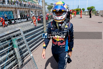 2024-05-26 - PEREZ Sergio (mex), Red Bull Racing RB20, portrait during the Formula 1 Grand Prix de Monaco 2024, 8th round of the 2024 Formula One World Championship from May 23 to 26, 2024 on the Circuit de Monaco, in Monaco - F1 - MONACO GRAND PRIX 2024 - FORMULA 1 - MOTORS