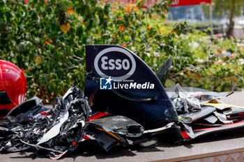 2024-05-26 - PEREZ Sergio (mex), Red Bull Racing RB20, debris, car part after a crash, accident, during the Formula 1 Grand Prix de Monaco 2024, 8th round of the 2024 Formula One World Championship from May 23 to 26, 2024 on the Circuit de Monaco, in Monaco - F1 - MONACO GRAND PRIX 2024 - FORMULA 1 - MOTORS