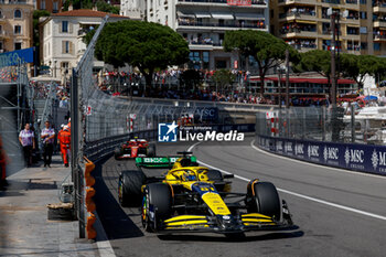 2024-05-26 - 81 PIASTRI Oscar (aus), McLaren F1 Team MCL38, action during the Formula 1 Grand Prix de Monaco 2024, 8th round of the 2024 Formula One World Championship from May 23 to 26, 2024 on the Circuit de Monaco, in Monaco - F1 - MONACO GRAND PRIX 2024 - FORMULA 1 - MOTORS