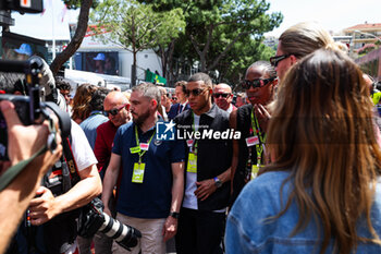 2024-05-26 - Footballer Kylian Mbappé on the starting grid during the Formula 1 Grand Prix de Monaco 2024, 8th round of the 2024 Formula One World Championship from May 23 to 26, 2024 on the Circuit de Monaco, in Monaco - F1 - MONACO GRAND PRIX 2024 - FORMULA 1 - MOTORS